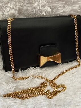 Authentic CHLOE Bobbie Bow Wallet on Chain in Black Leather